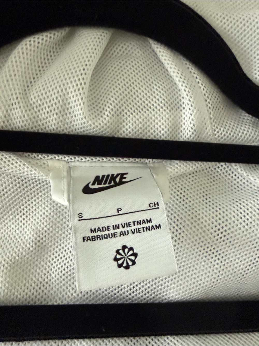 Nike Men’s White and Gray Hooded Windbreaker Jacket - Picture 4 of 4